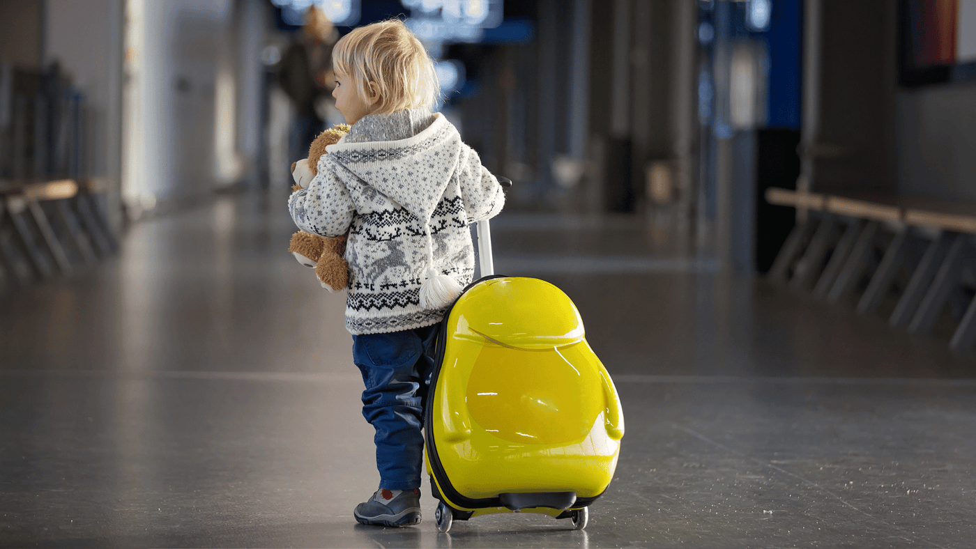 Taking a child abroad without one parent: what documents can prevent border delays