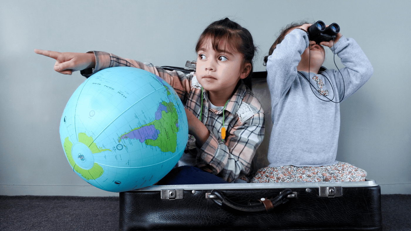 Child travel consent form: when you need one and what should be included