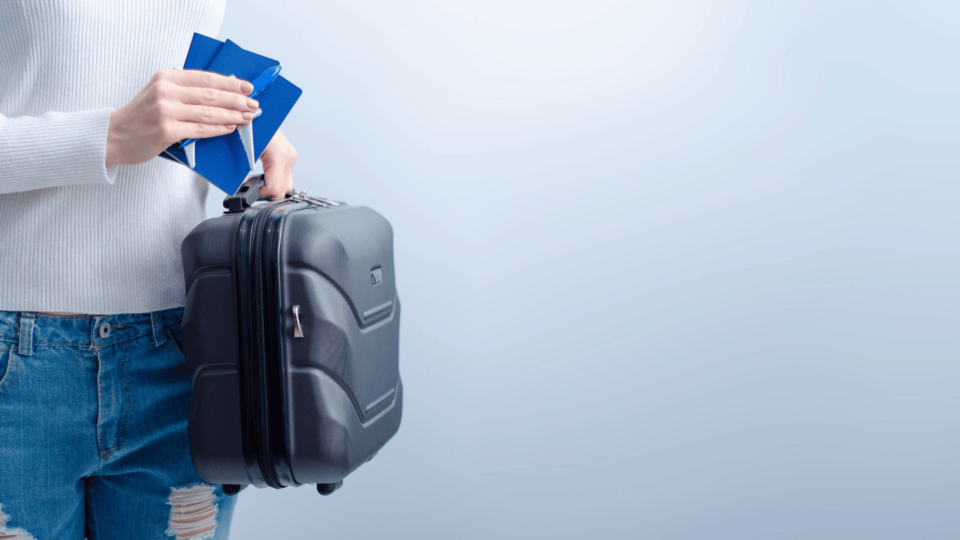 Moving abroad with children: school, medical and identity documents to prepare