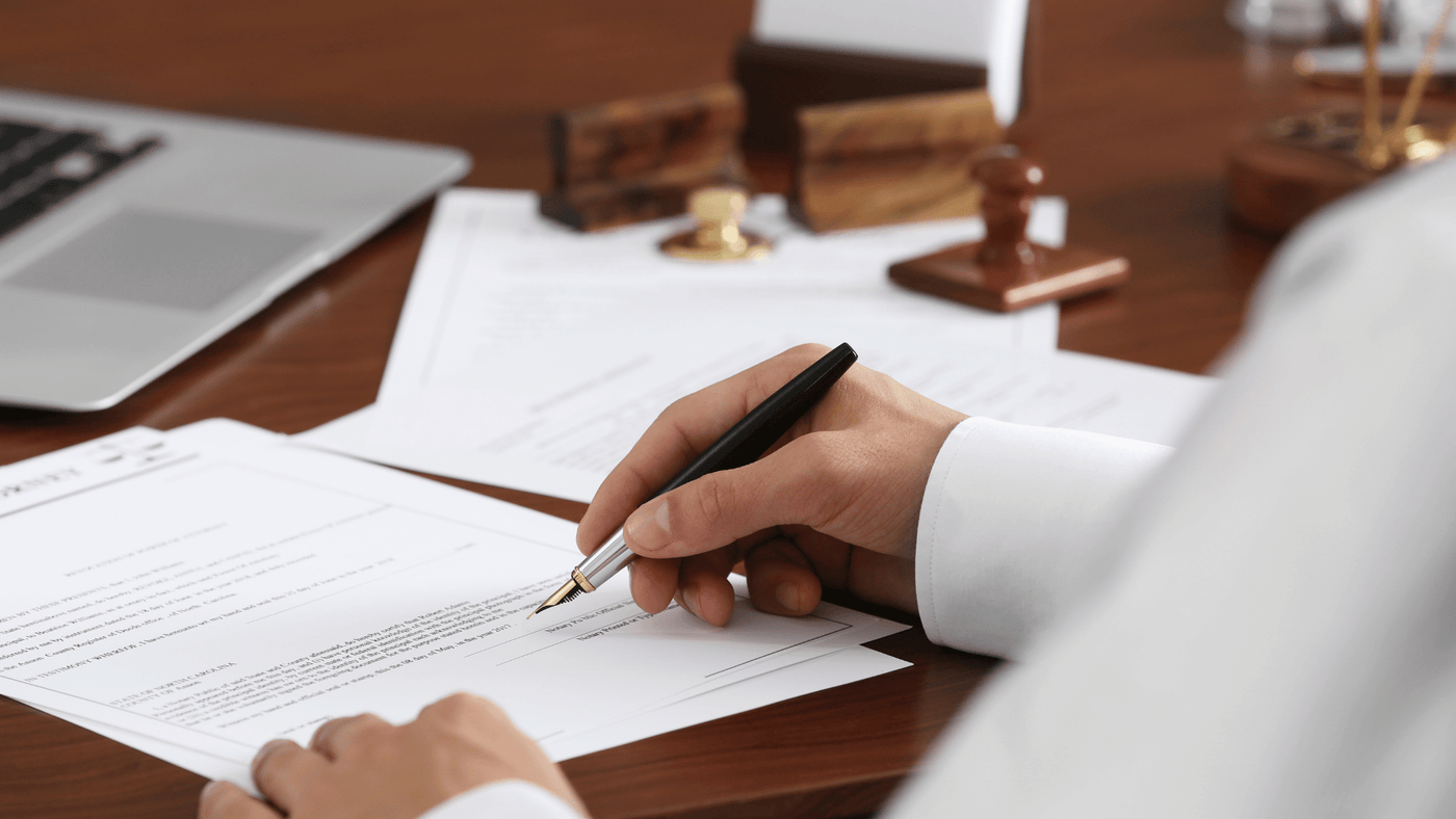 Power of attorney in the UK: documents families should understand